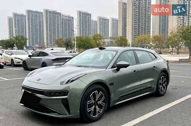 Позашляховик / Кросовер Zeekr 001 2024 в Києві