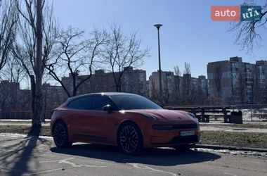 Позашляховик / Кросовер Zeekr 001 2023 в Києві