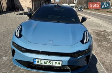Позашляховик / Кросовер Zeekr 001 2024 в Дніпрі