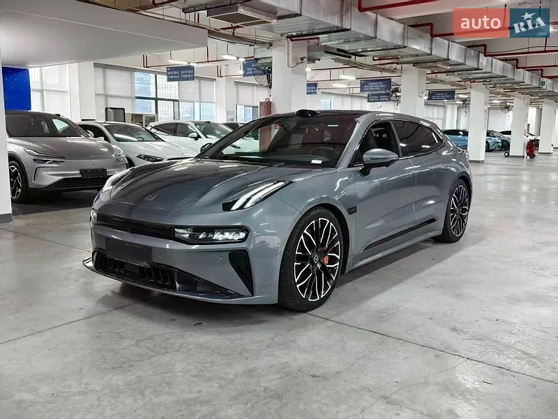 Zeekr 001