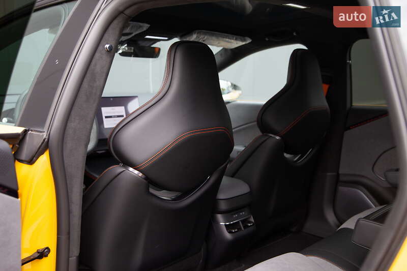 Седан Zeekr 007 2024 в Киеве