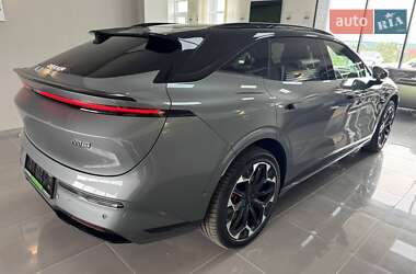 Седан Zeekr 007 2025 в 