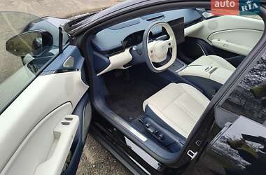 Седан Zeekr 007 2024 в Чернігові