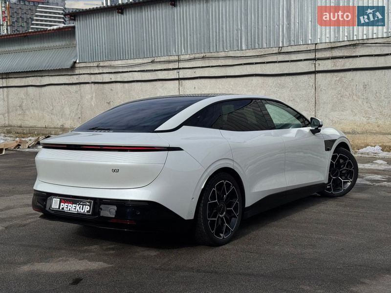 Седан Zeekr 007 2023 в Киеве