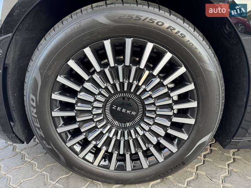 Минивэн Zeekr 009 2023 в Одессе фото 14 Минивэн Zeekr 009 2023 в Одессе