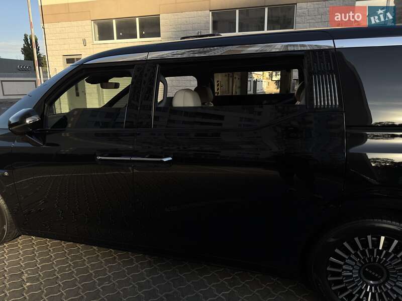 Минивэн Zeekr 009 2023 в Одессе фото 49 Минивэн Zeekr 009 2023 в Одессе