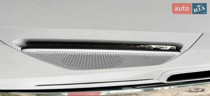 Мінівен Zeekr 009 2024 в Києві