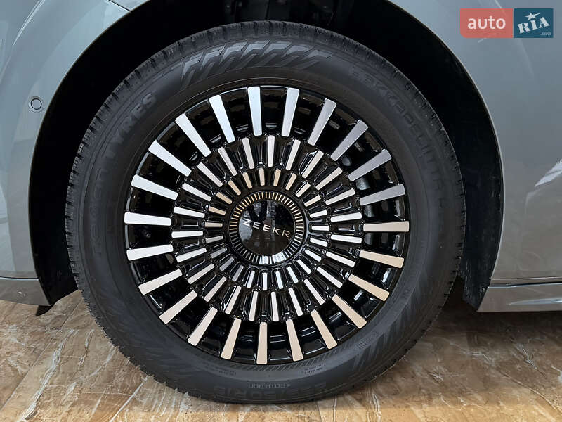 Мінівен Zeekr 009 2024 в Києві