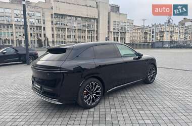 Позашляховик / Кросовер Zeekr 7X 2025 в 