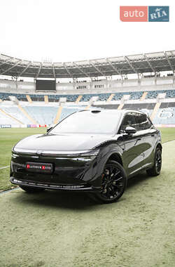 Внедорожник / Кроссовер Zeekr 7X 2024 в 