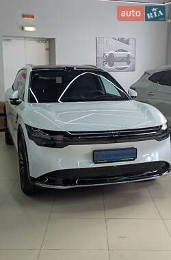 Позашляховик / Кросовер Zeekr 7X 2025 в 
