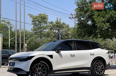 Позашляховик / Кросовер Zeekr 7X 2024 в 