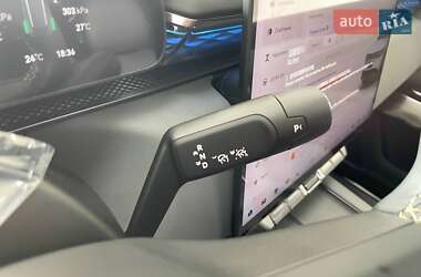 Позашляховик / Кросовер Zeekr 7X 2025 в 