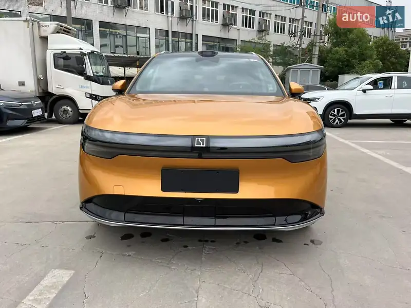 Внедорожник / Кроссовер Zeekr 7X 2024 в 
