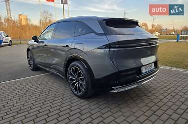 Внедорожник / Кроссовер Zeekr 7X 2025 в 