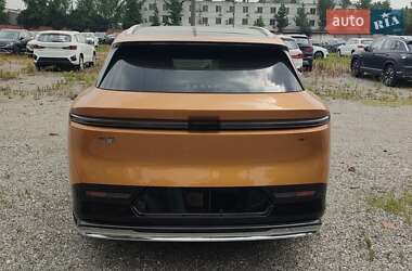 Внедорожник / Кроссовер Zeekr 7X 2024 в 