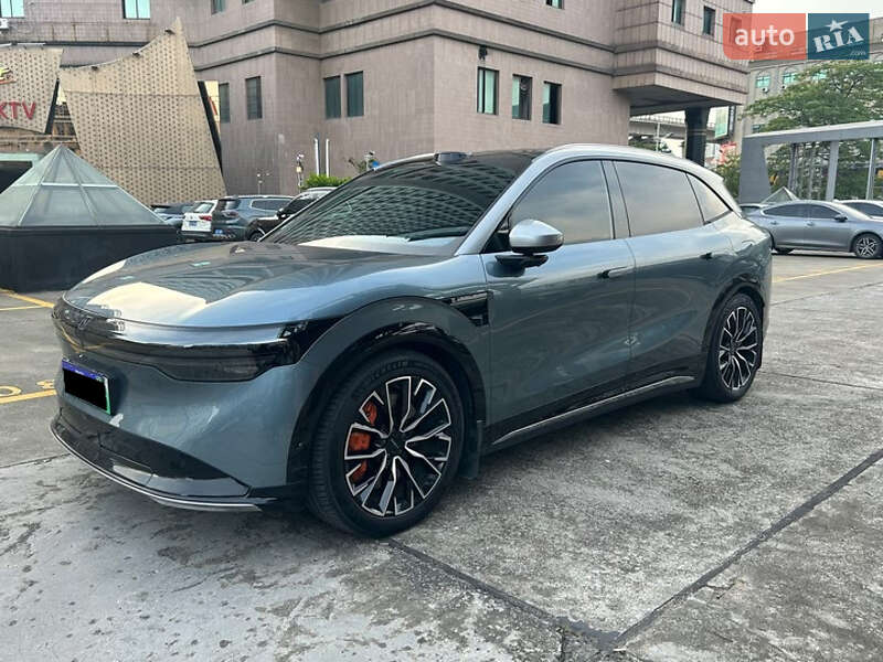 Zeekr 7X 2024