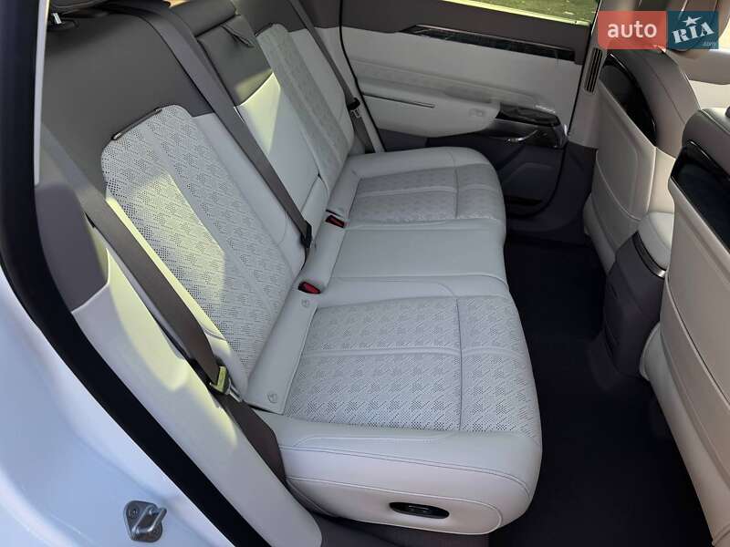 Внедорожник / Кроссовер Zeekr 7X 2025 в Киеве