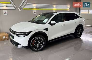 Внедорожник / Кроссовер Zeekr 7X 2025 в 