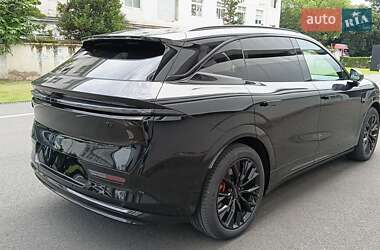 Внедорожник / Кроссовер Zeekr 7X 2025 в 