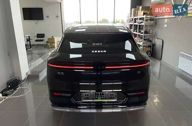 Позашляховик / Кросовер Zeekr 7X 2025 в 