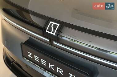 Позашляховик / Кросовер Zeekr 7X 2025 в 