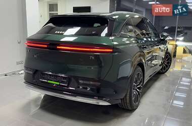 Позашляховик / Кросовер Zeekr 7X 2025 в 