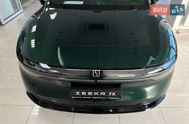 Позашляховик / Кросовер Zeekr 7X 2025 в 