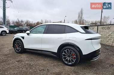 Позашляховик / Кросовер Zeekr 7X 2025 в 