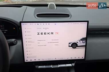 Внедорожник / Кроссовер Zeekr 7X 2025 в 
