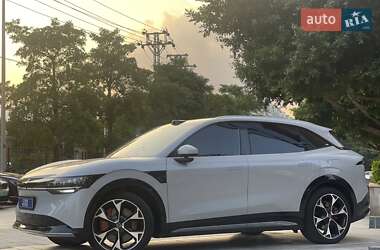 Внедорожник / Кроссовер Zeekr 7X 2025 в 