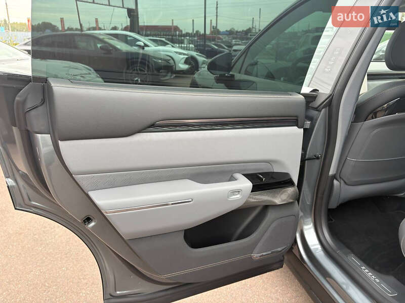 Внедорожник / Кроссовер Zeekr 7X 2025 в Киеве