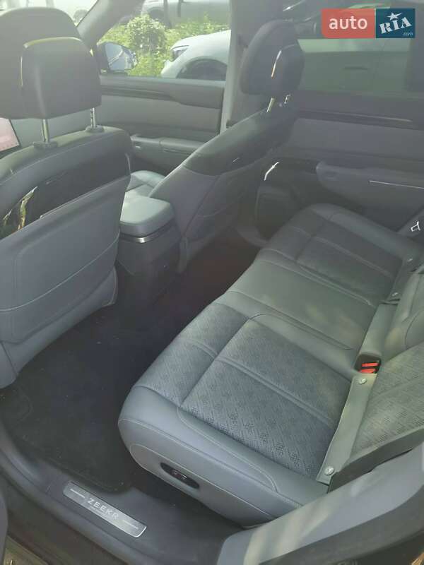 Позашляховик / Кросовер Zeekr 7X 2024 в Києві