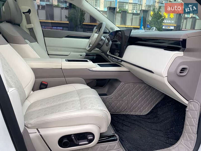 Позашляховик / Кросовер Zeekr 7X 2024 в Києві