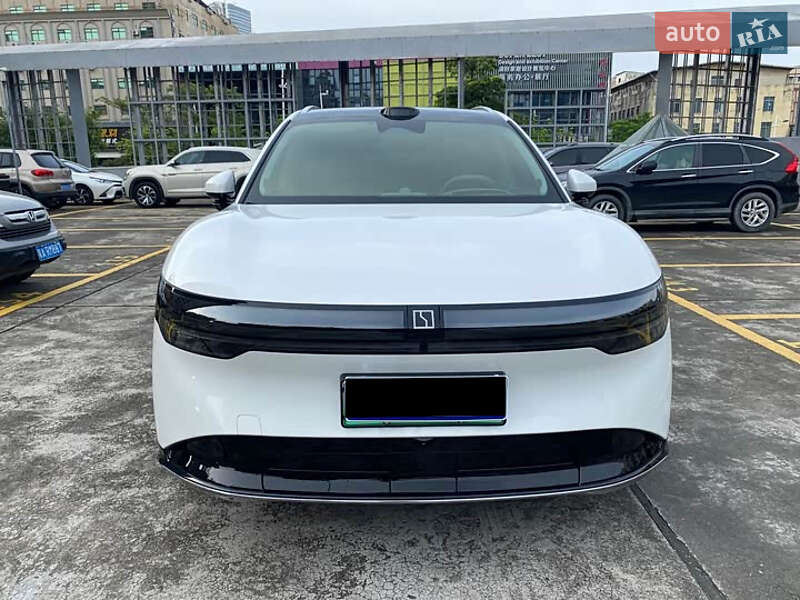 Позашляховик / Кросовер Zeekr 7X 2024 в Києві