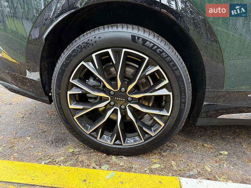 Внедорожник / Кроссовер Zeekr 7X 2025 в Ирпене