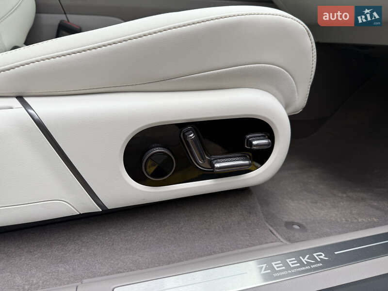 Внедорожник / Кроссовер Zeekr 7X 2025 в Ирпене