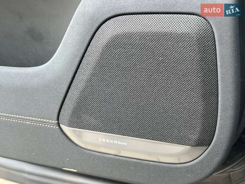 Позашляховик / Кросовер Zeekr 7X 2024 в Києві