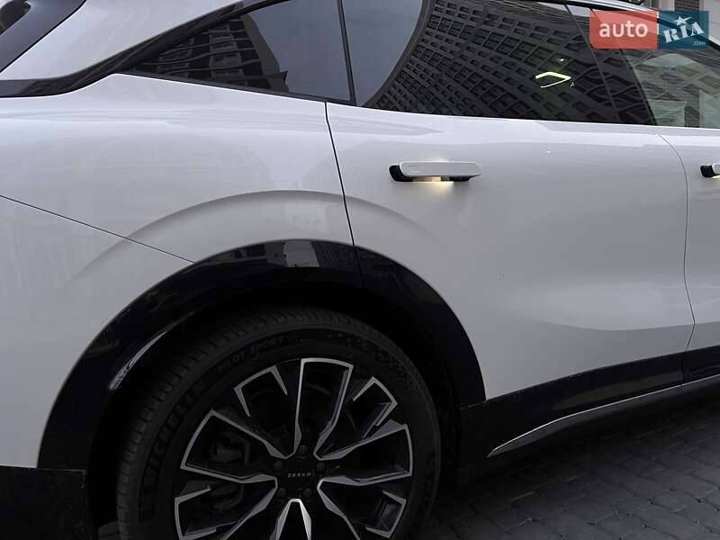 Внедорожник / Кроссовер Zeekr 7X 2025 в Киеве