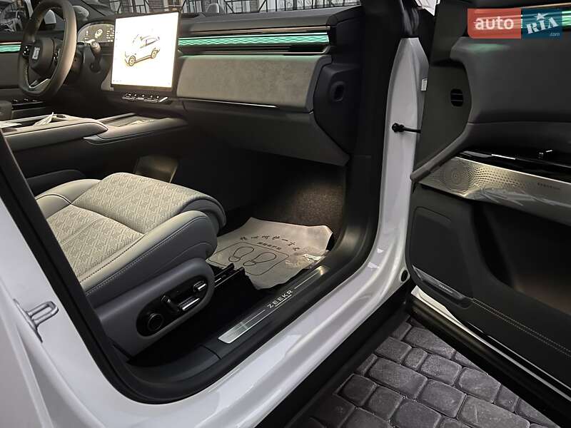 Внедорожник / Кроссовер Zeekr 7X 2025 в Киеве