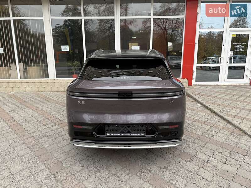 Внедорожник / Кроссовер Zeekr 7X 2025 в Харькове