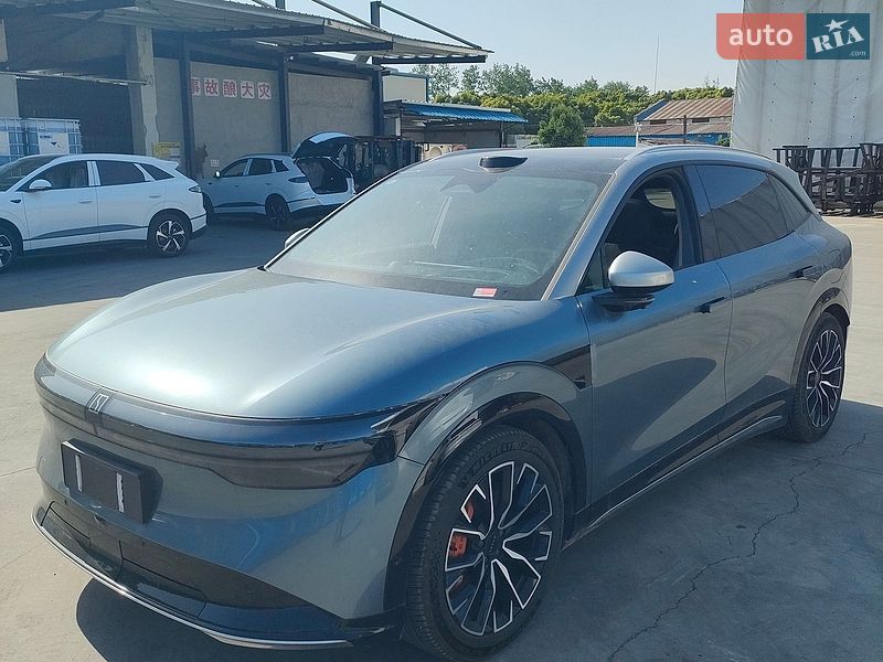 Zeekr 7X 2025