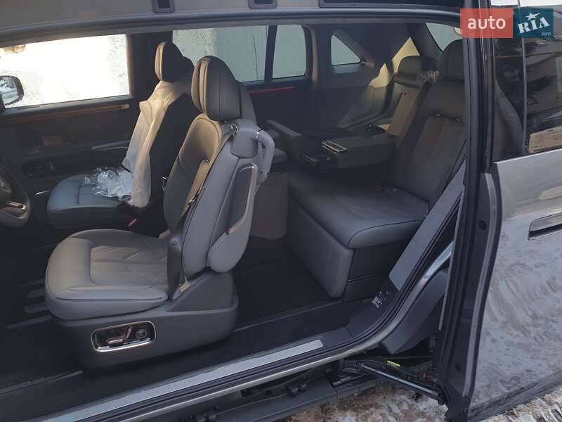 Минивэн Zeekr Mix 2024 в Днепре