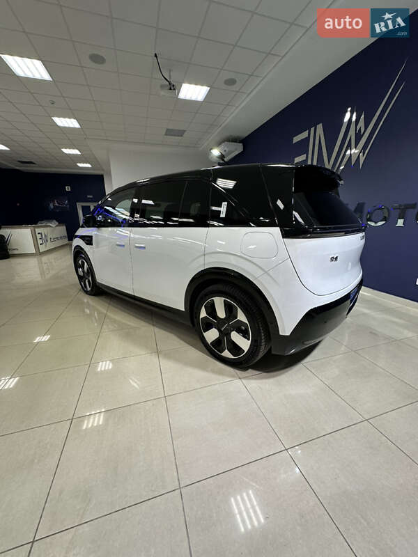 Минивэн Zeekr Mix 2024 в Кропивницком
