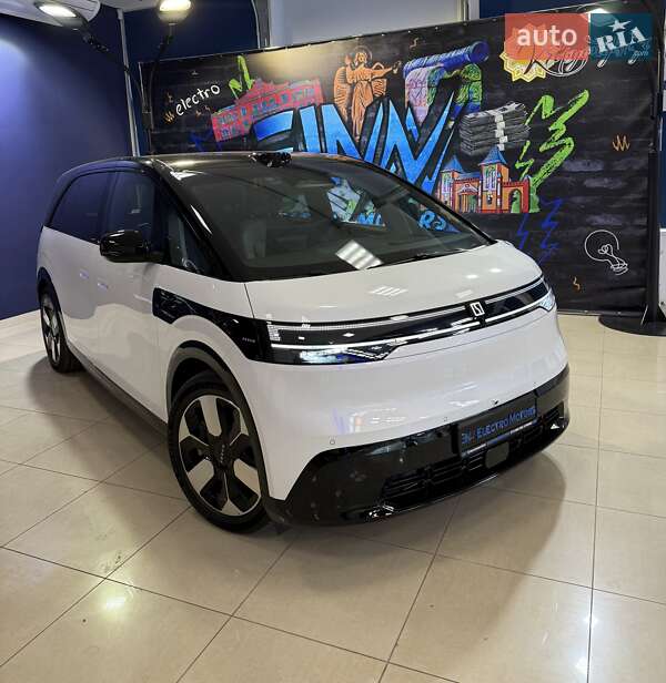Минивэн Zeekr Mix 2024 в Кропивницком