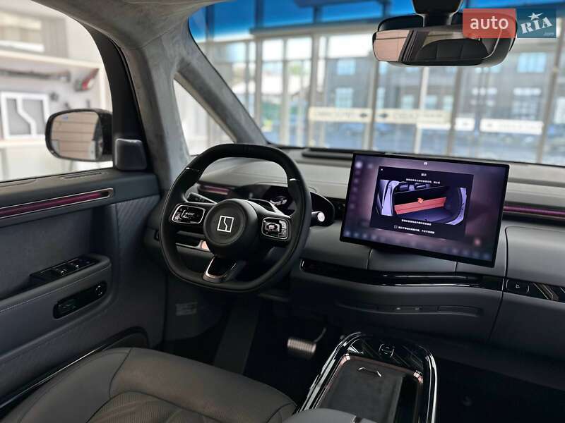 Мінівен Zeekr Mix 2025 в Києві