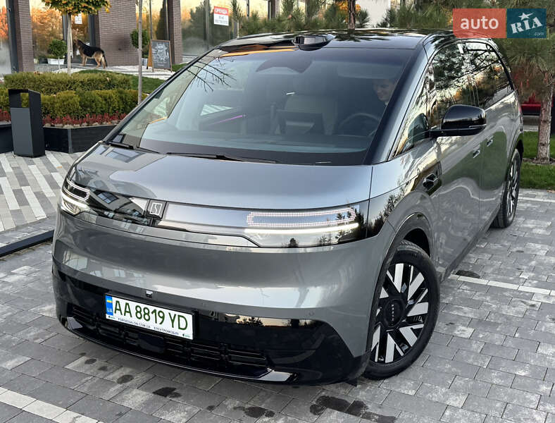 Мінівен Zeekr Mix 2024 в Ужгороді фото 4 Мінівен Zeekr Mix 2024 в Ужгороді