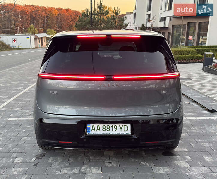 Мінівен Zeekr Mix 2024 в Ужгороді фото 22 Мінівен Zeekr Mix 2024 в Ужгороді