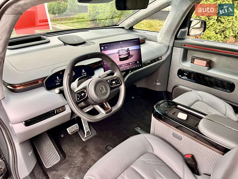 Мінівен Zeekr Mix 2024 в Києві