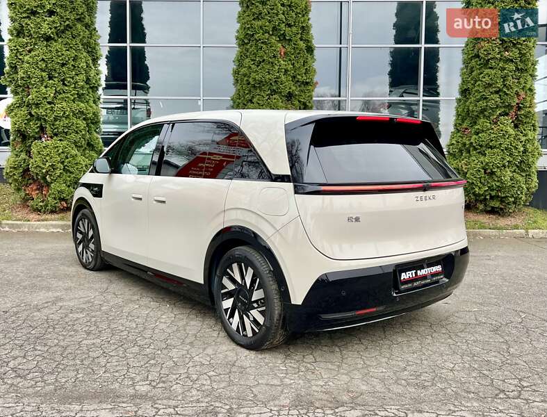 Мінівен Zeekr Mix 2024 в Києві